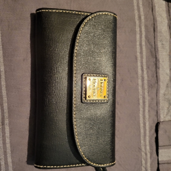 Dooney & Bourke leather handbag - Picture 14 of 16